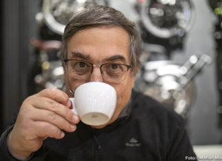Povestea seriei de fotografii cu ciobanii – imagini în premieră